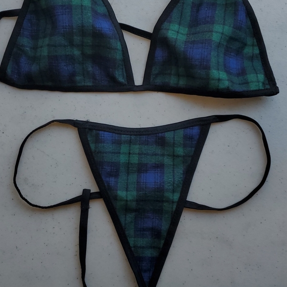 Matching triangle shaped Bra and G-string, green and navy plaid, new - Picture 1 of 4